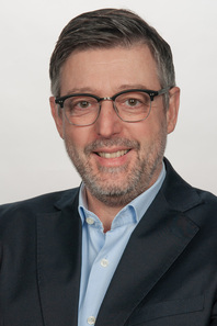 Prof. Dr. med. dent. Christoph A. Ramseier